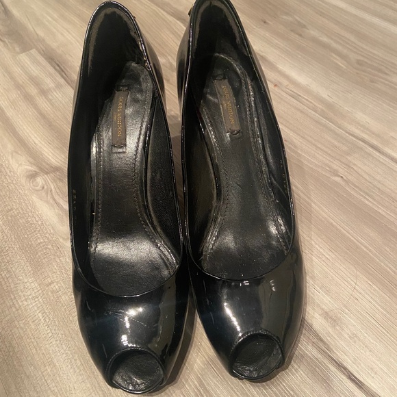 Louis Vuitton Lock Heels - Picture 1 of 5
